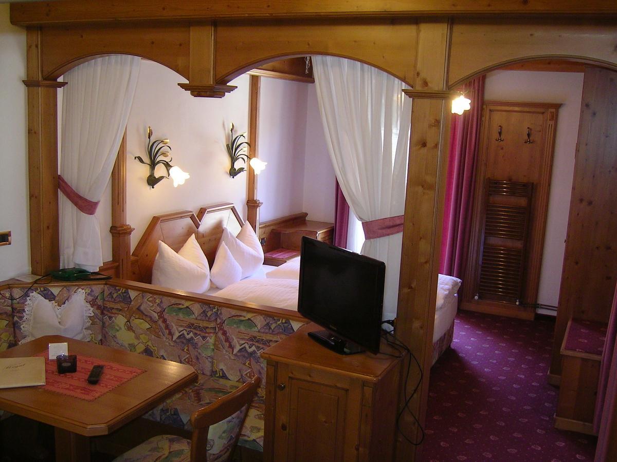 Hotel Garni Royal Arabba Eksteriør bilde