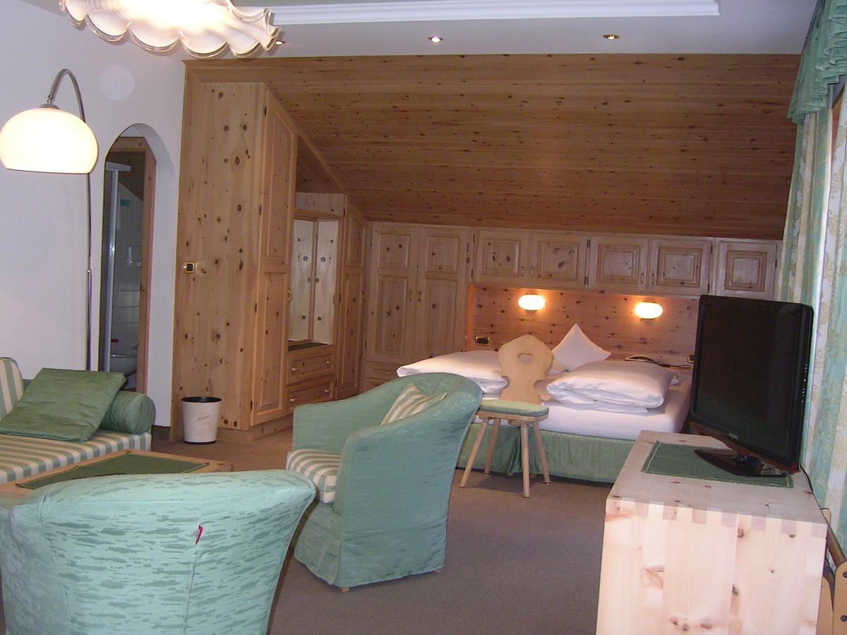 Hotel Garni Royal Arabba Eksteriør bilde