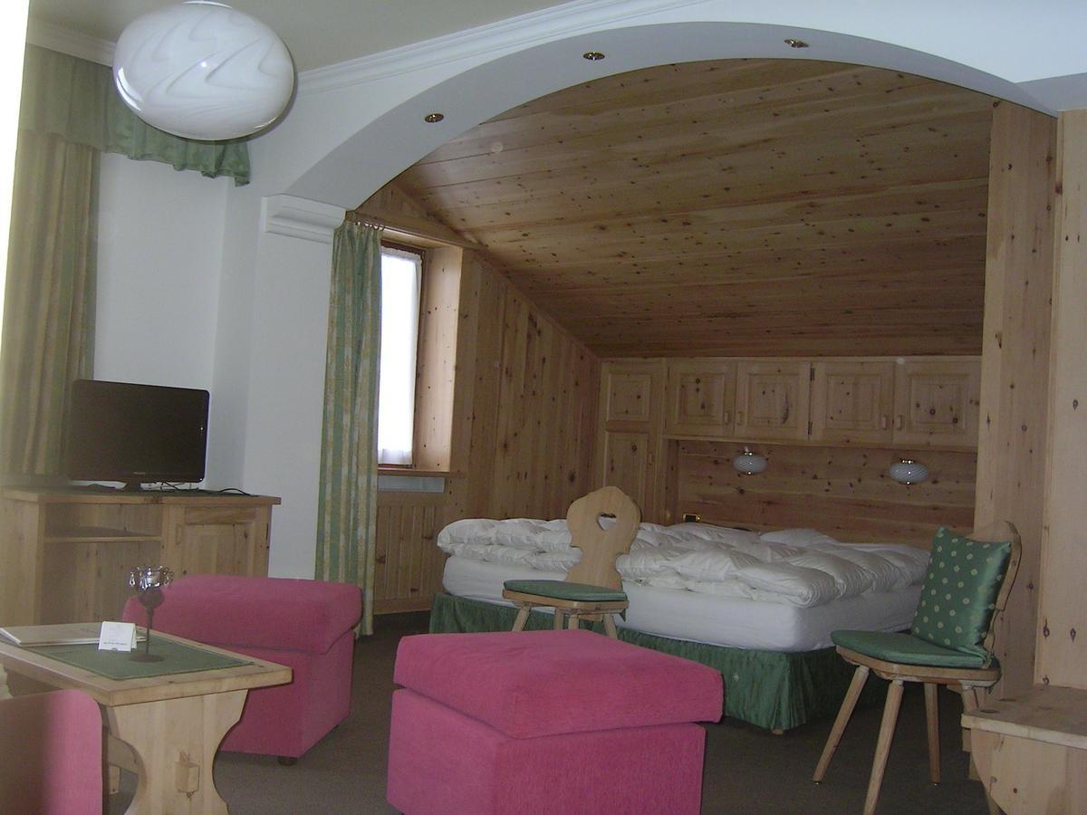 Hotel Garni Royal Arabba Eksteriør bilde
